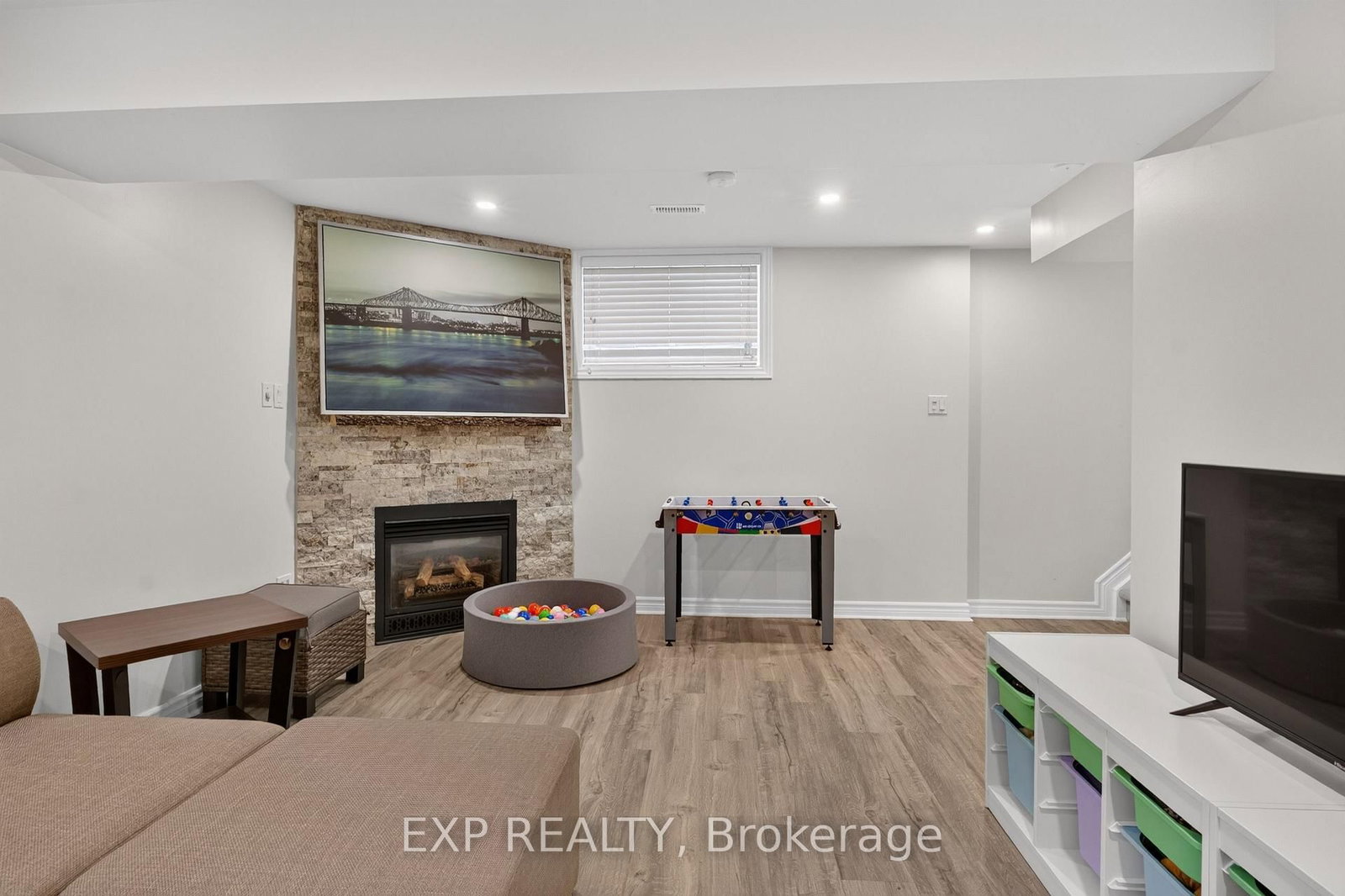 79 SELHURST Avenue • Ottawa, ON photo 16