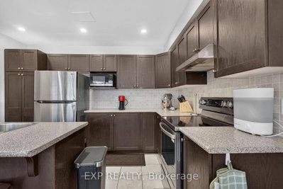79 SELHURST Avenue • Ottawa, ON photo 5