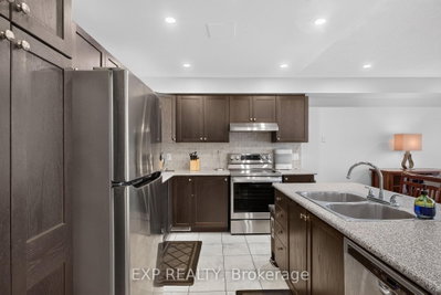79 SELHURST Avenue • Ottawa, ON photo 9