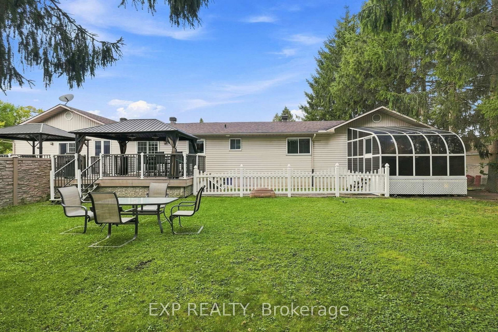 30 Albert Street • Russell, ON photo 37