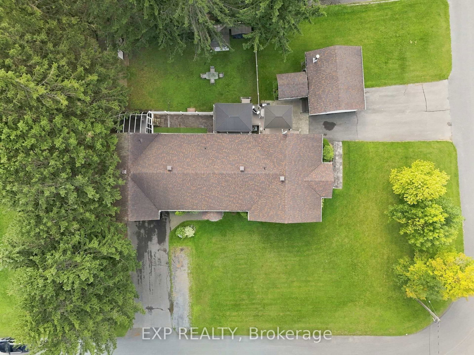 30 Albert Street • Russell, ON photo 40