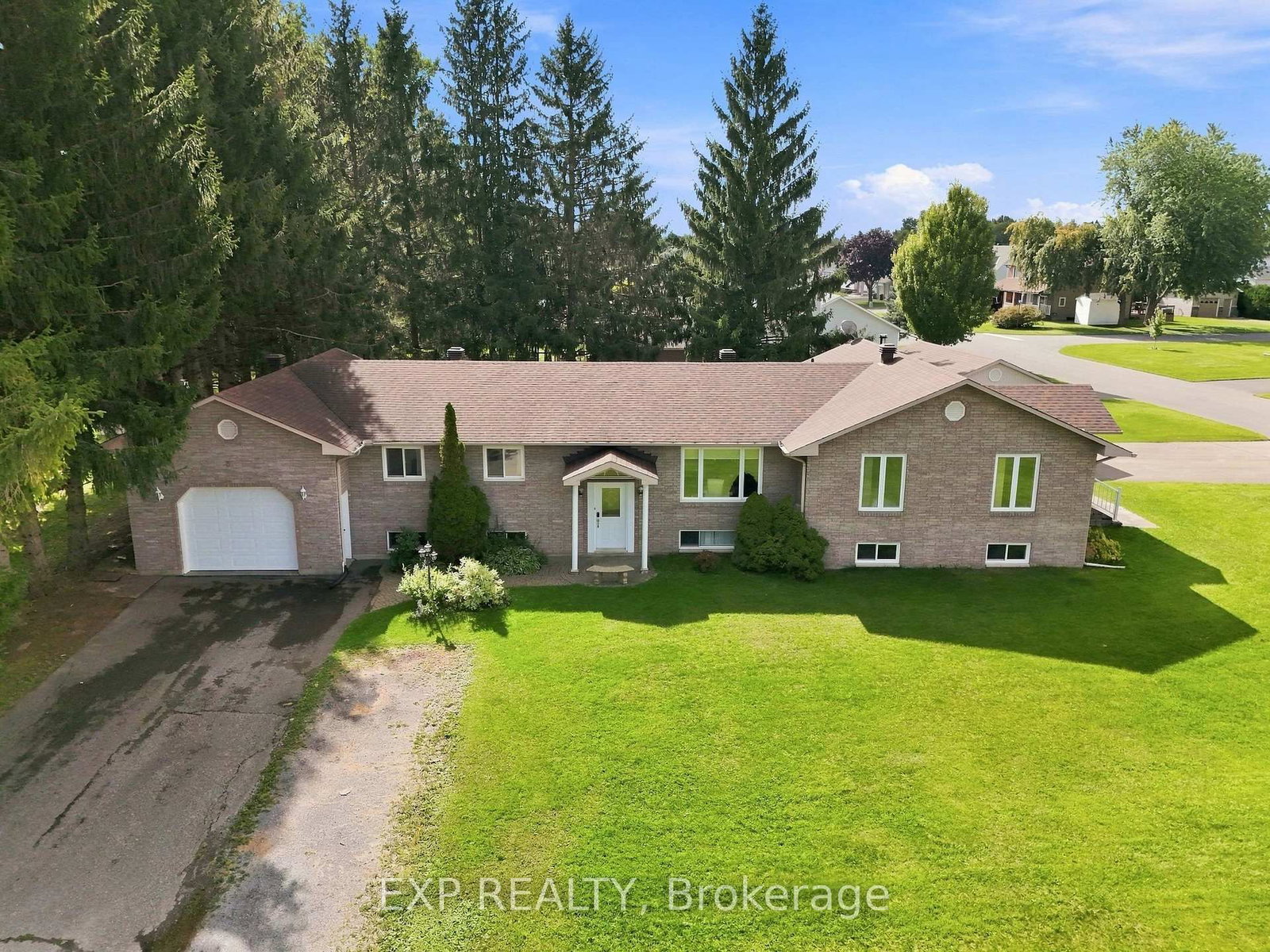 30 Albert Street • Russell, ON photo 42