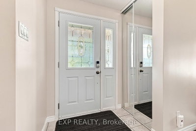 30 Albert Street • Russell, ON photo 6