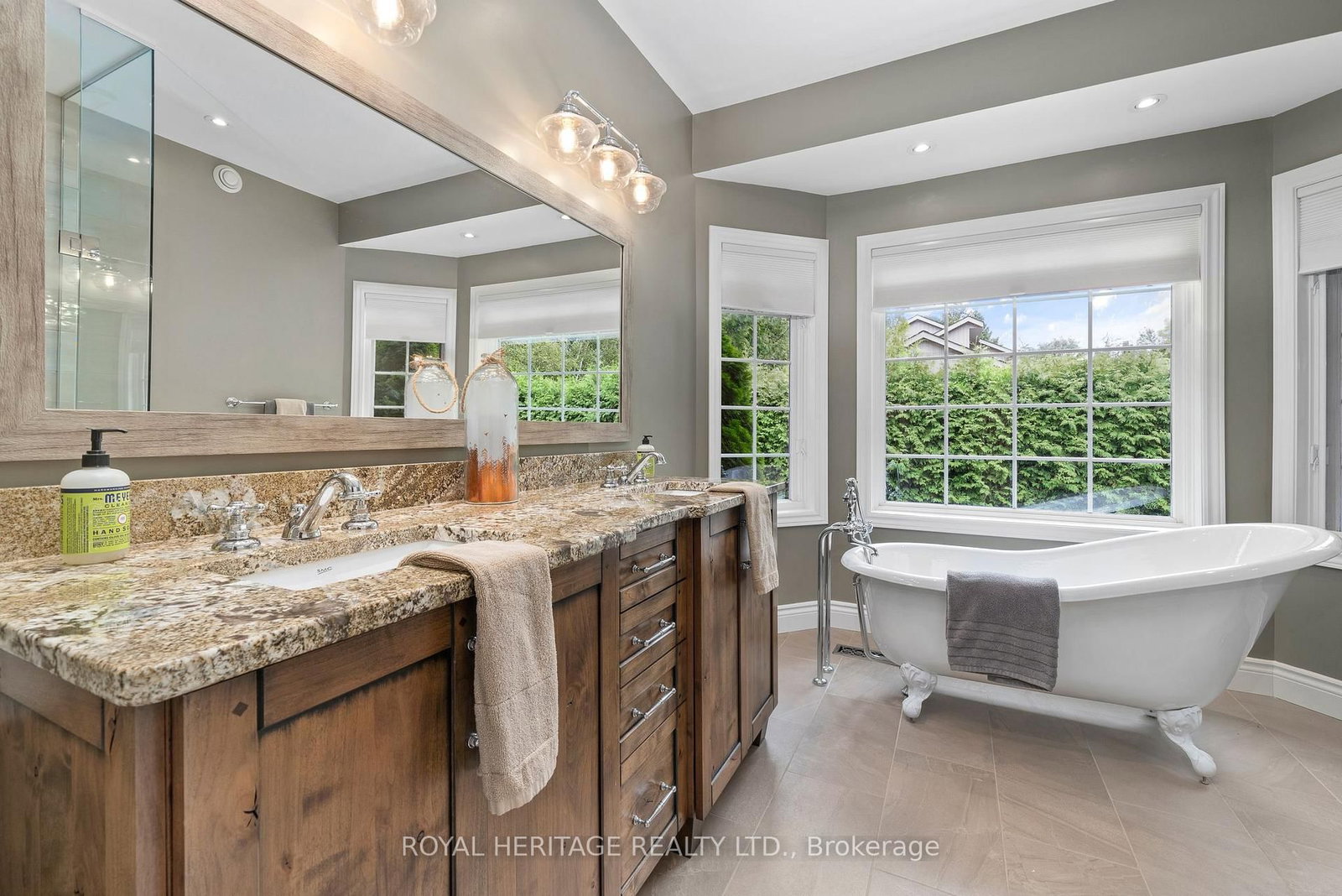 120 MCGREGOR Drive • Kawartha Lakes, ON photo 22