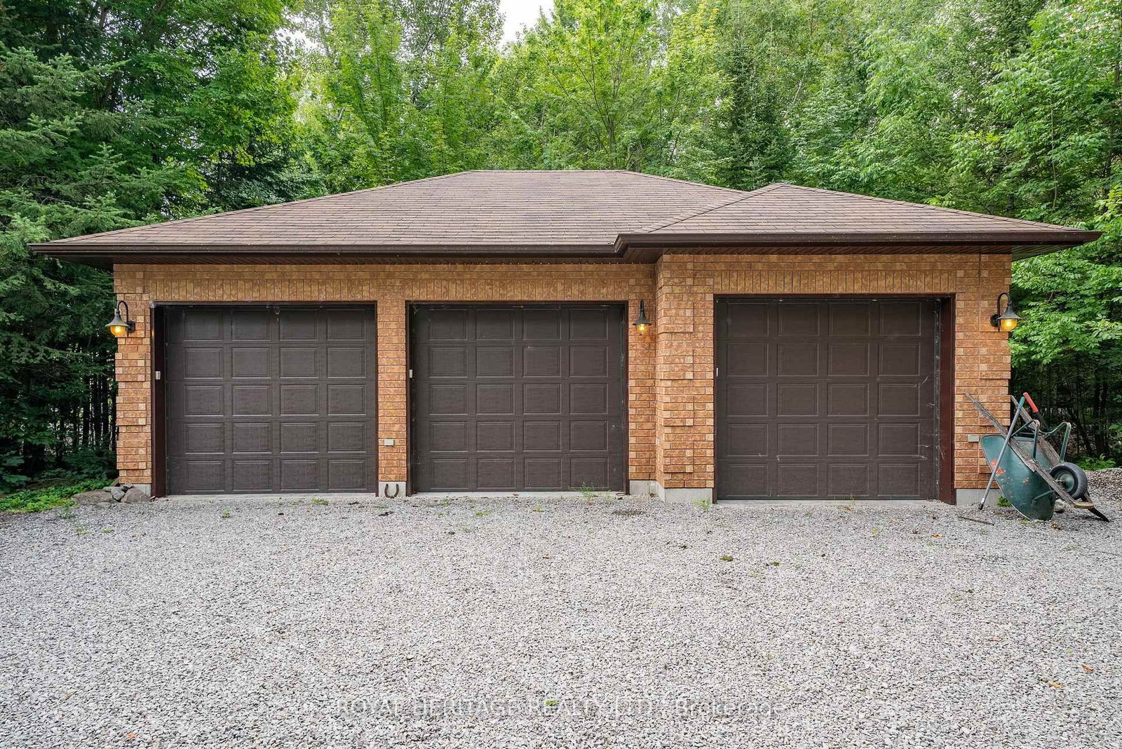 120 MCGREGOR Drive • Kawartha Lakes, ON photo 32