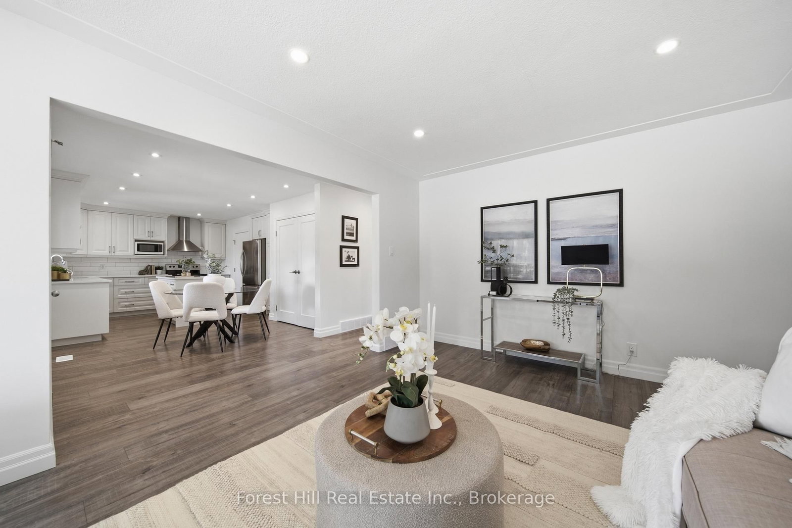 31 Gay Crescent • Kitchener, ON photo 6