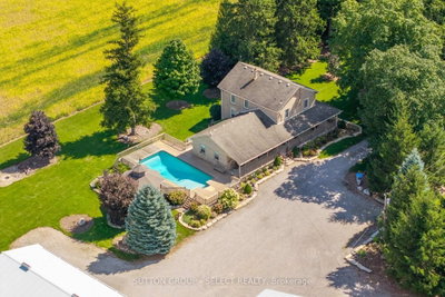 10072 Argyle Street • North Middlesex, ON photo 3