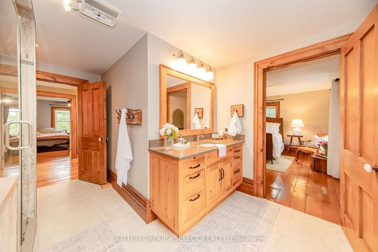 10072 Argyle Street • North Middlesex, ON photo 32