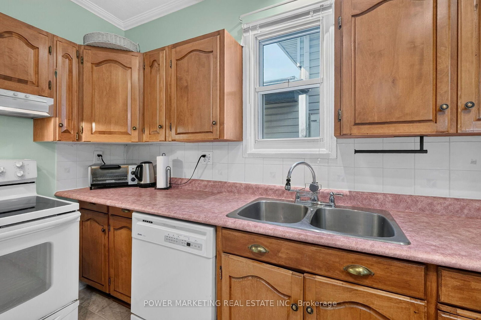 318 Shakespeare Street • Ottawa, ON photo 20
