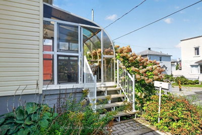 318 Shakespeare Street • Ottawa, ON photo 4