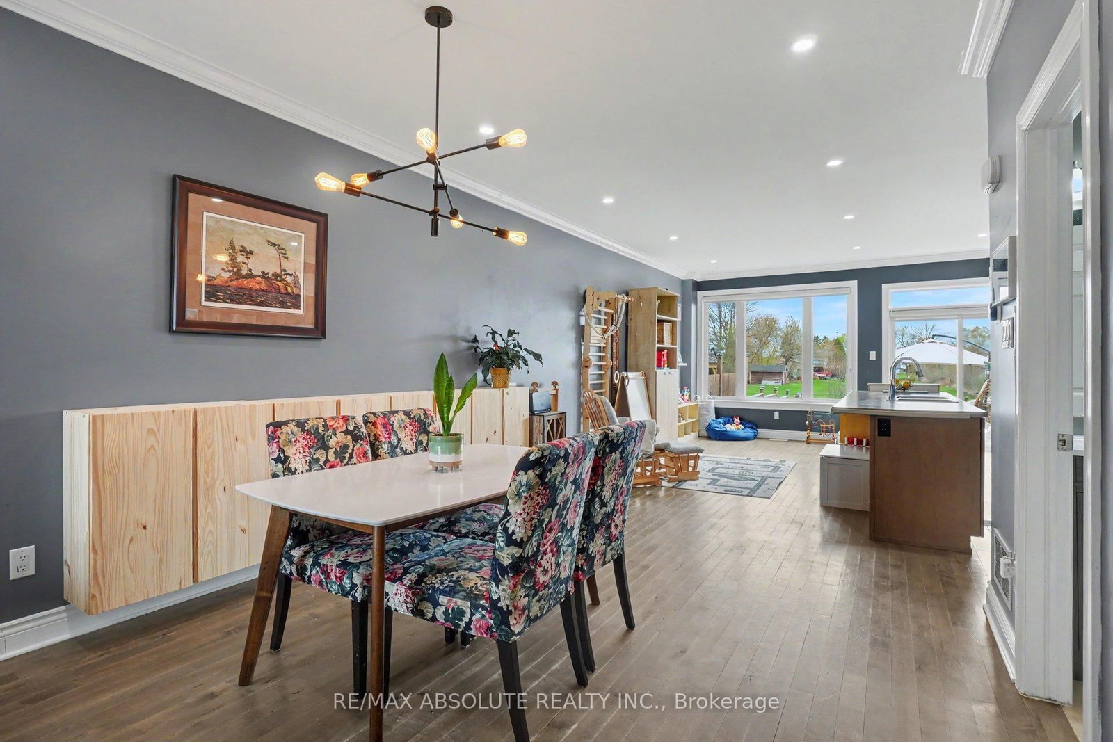 185 Desmond Trudeau Drive • Arnprior, ON photo 4