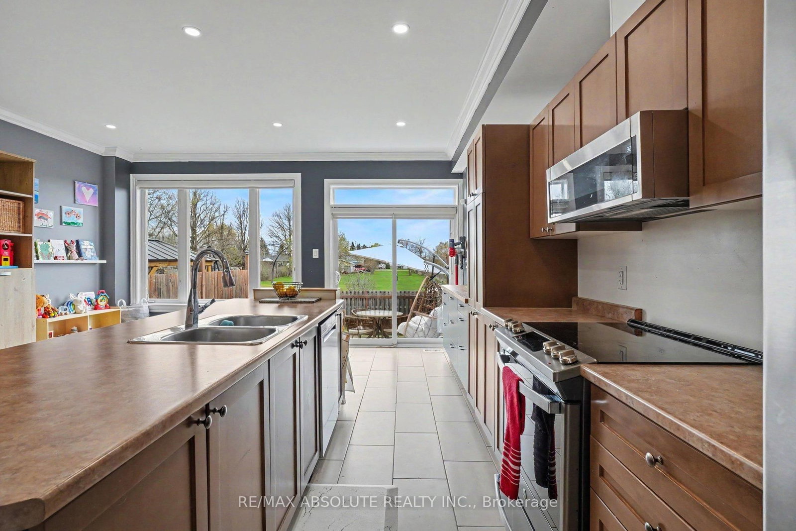 185 Desmond Trudeau Drive • Arnprior, ON photo 5