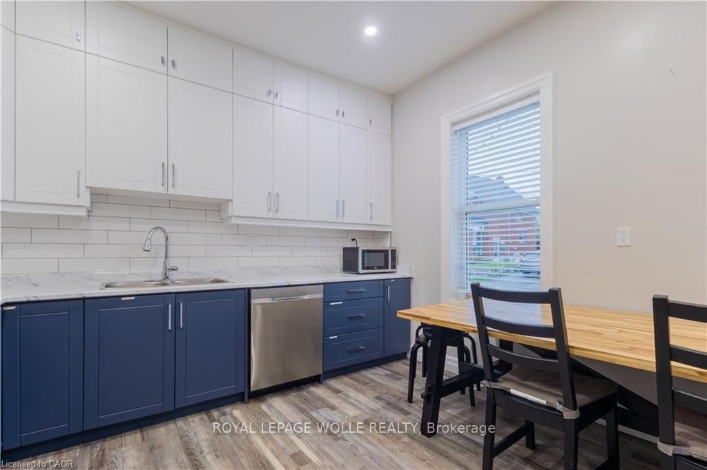 157 Dawson Street • Waterloo, ON photo 4