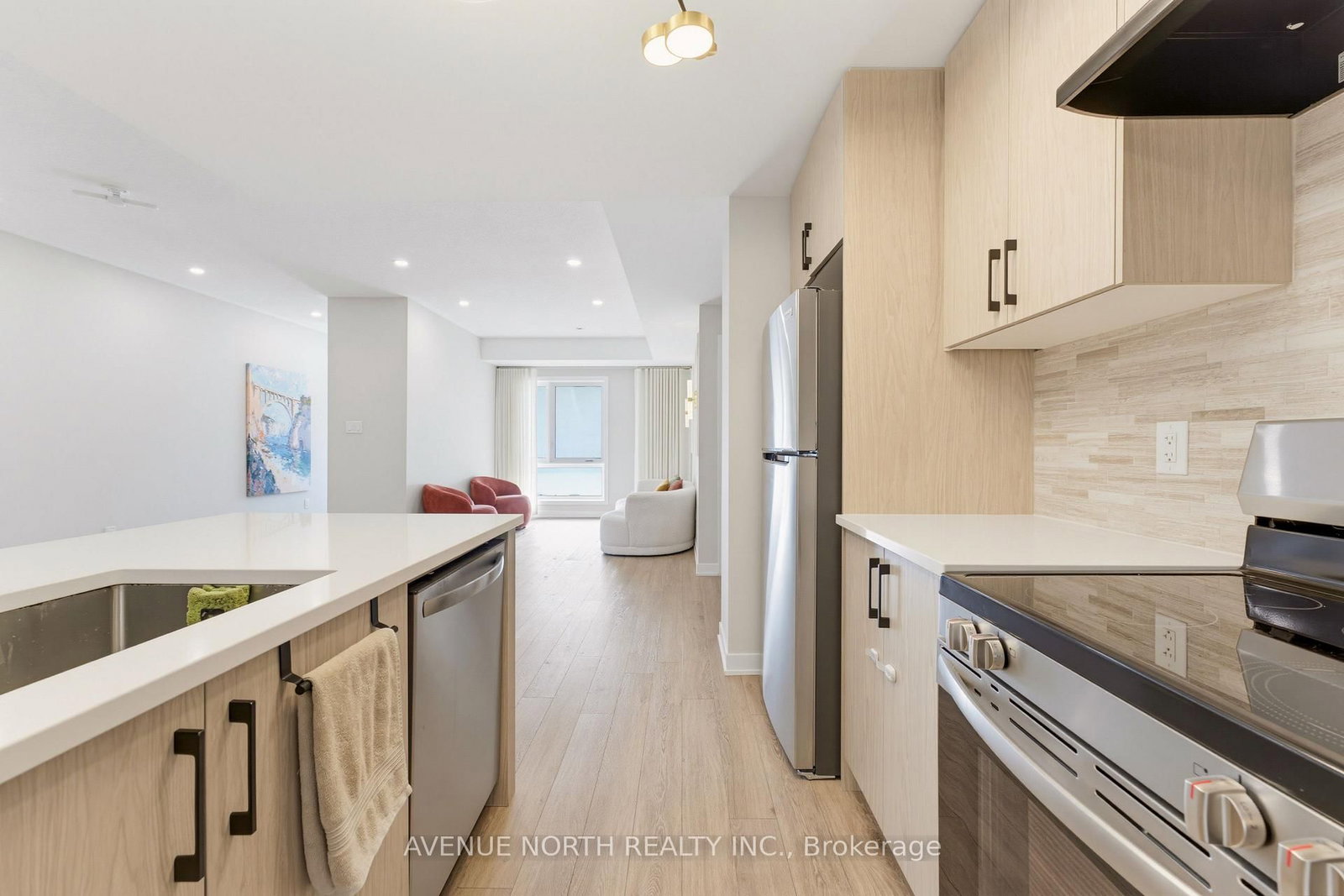 606 Parnian Private • Ottawa, ON photo 15