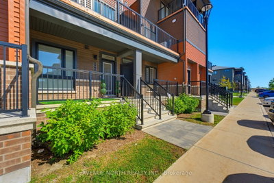 606 Parnian Private • Ottawa, ON photo 3