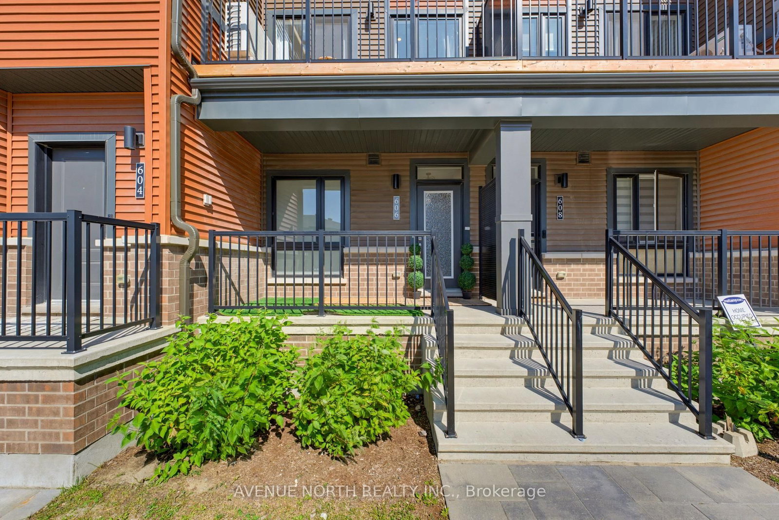 606 Parnian Private • Ottawa, ON photo 5
