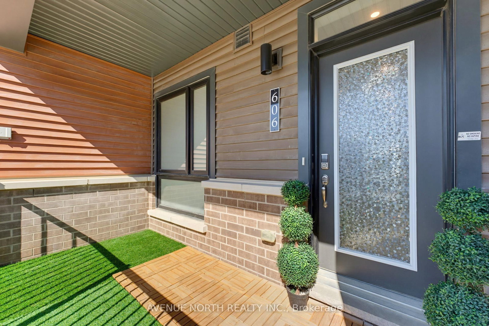 606 Parnian Private • Ottawa, ON photo 6