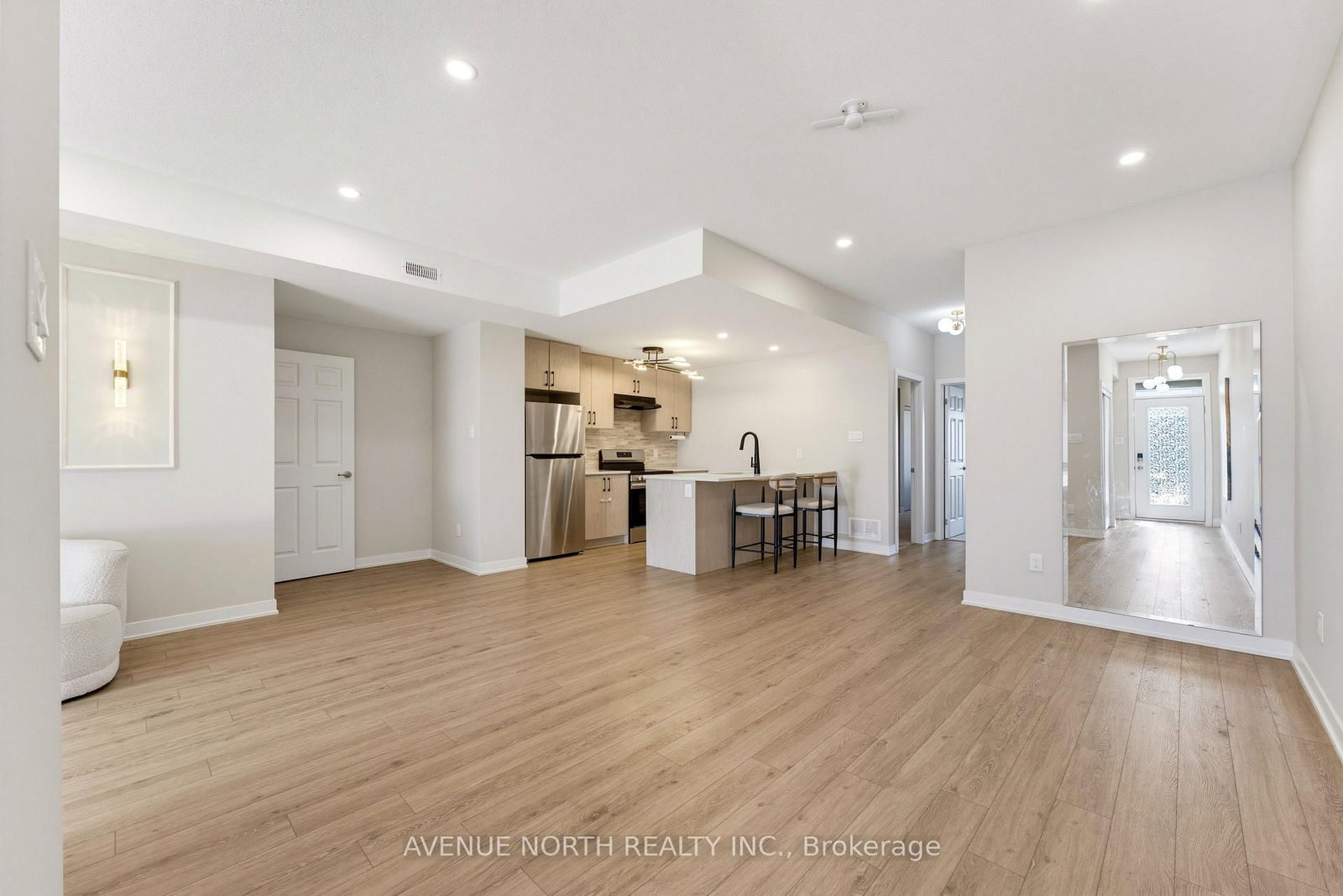 606 Parnian Private • Ottawa, ON photo 8