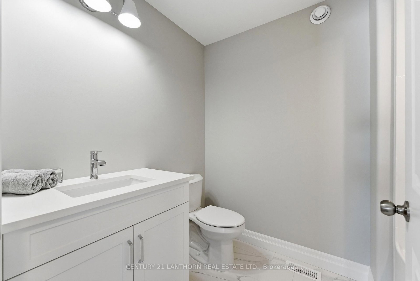 1848 County Road 7 • Prince Edward County, ON photo 14