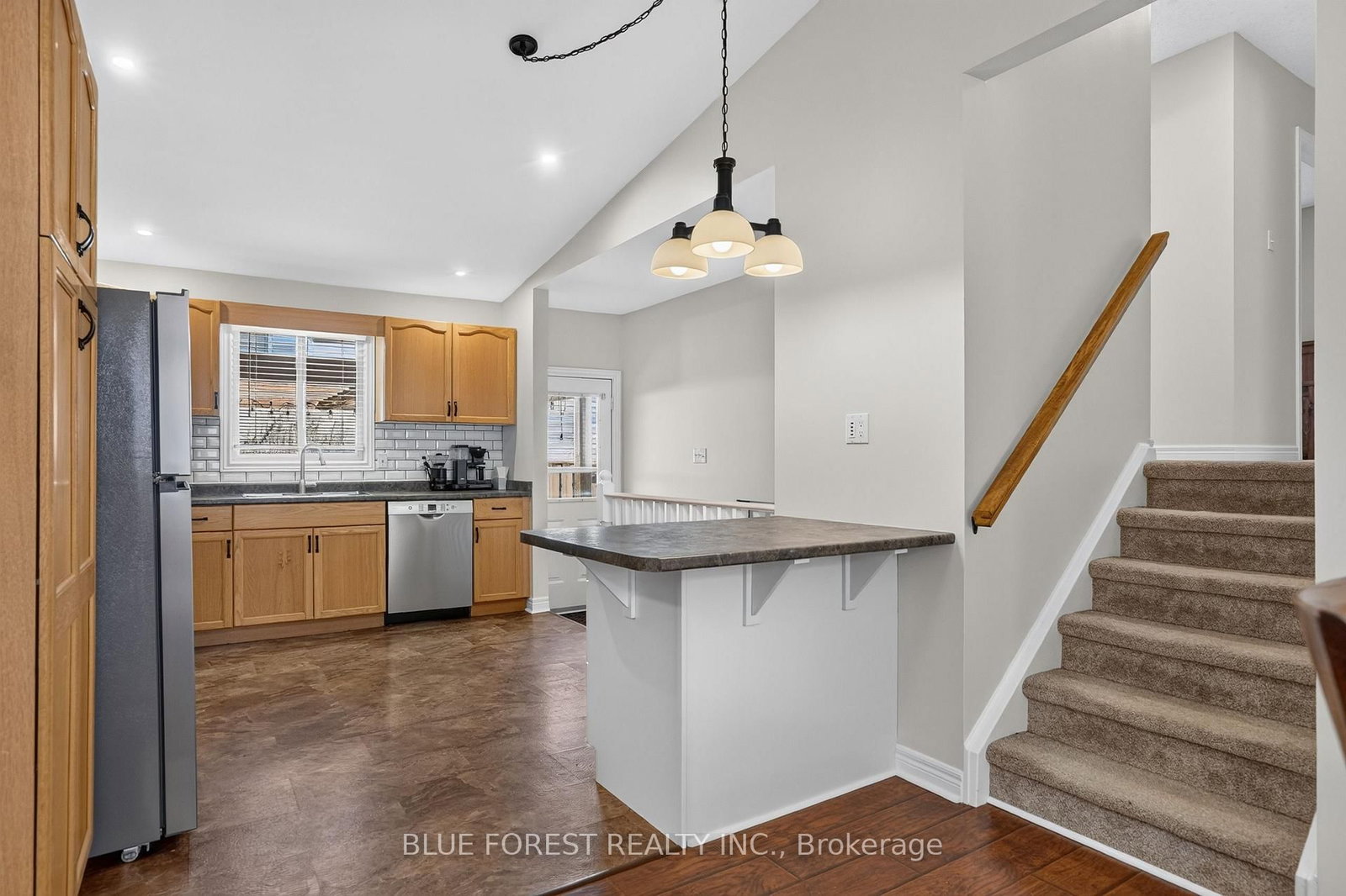 11 Edgewell Crescent • Central Elgin, ON photo 11