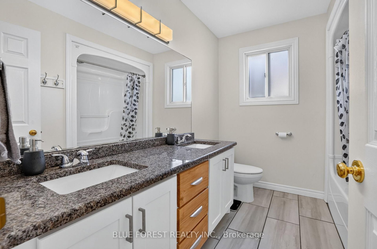 11 Edgewell Crescent • Central Elgin, ON photo 30