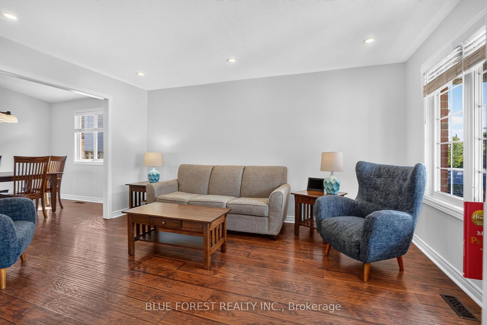 11 Edgewell Crescent • Central Elgin, ON photo 6