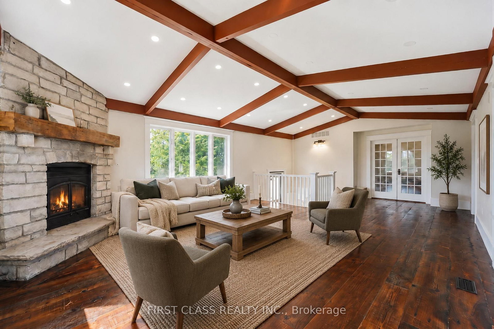 424 Concession Rd 8 E • Hamilton, ON photo 1