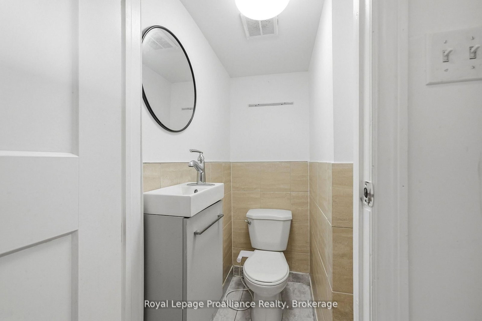 355 Bridge Street • Belleville, ON photo 12