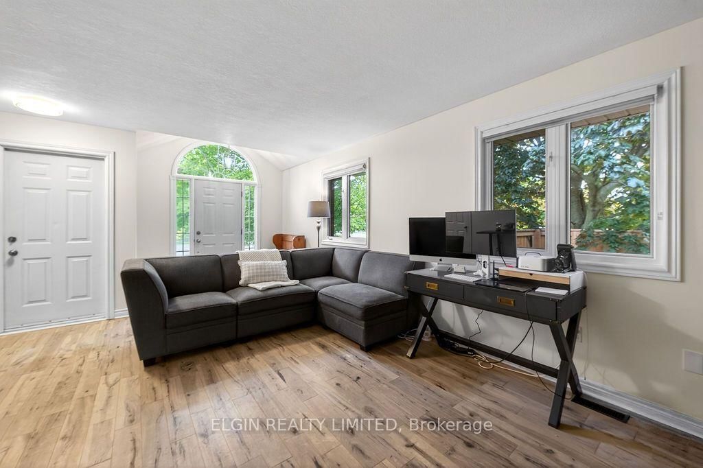 599 Wellington Street • St. Thomas, ON photo 3