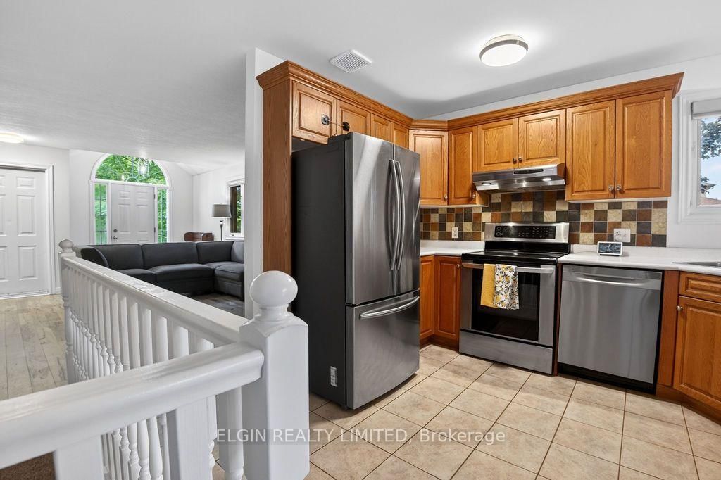 599 Wellington Street • St. Thomas, ON photo 7