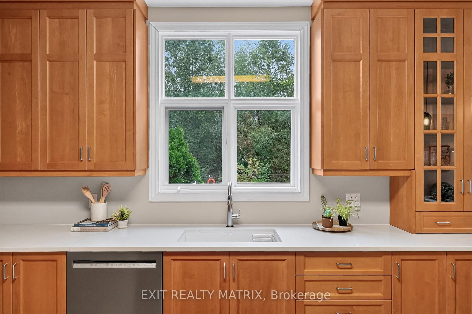 1775 Veena Way • Metcalfe, ON photo 12