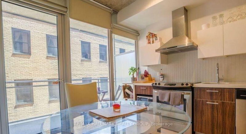 440 - 340 MCLEOD Street