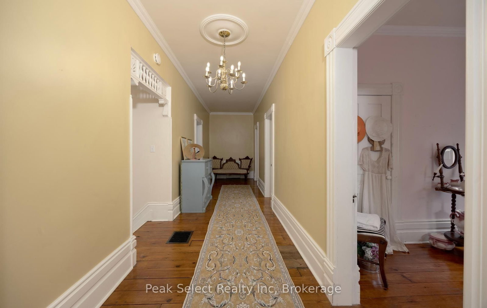 220 Elgin Street E • St. Marys, ON photo 35
