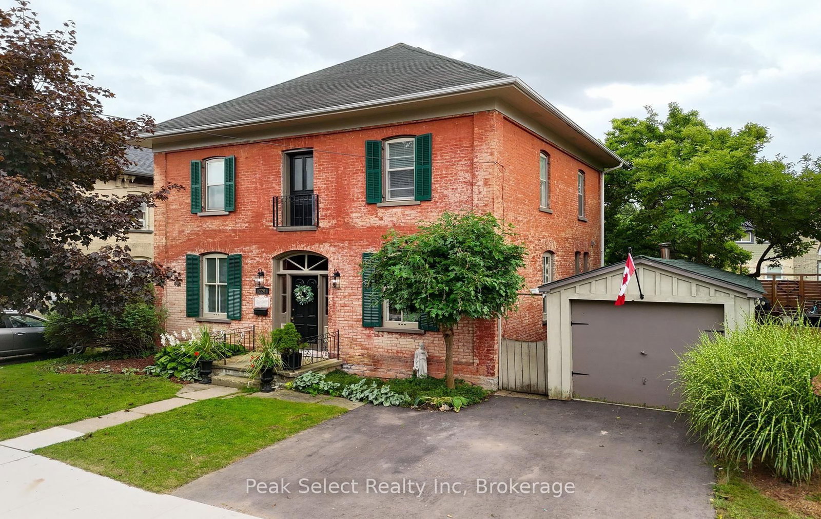 220 Elgin Street E • St. Marys, ON photo 4