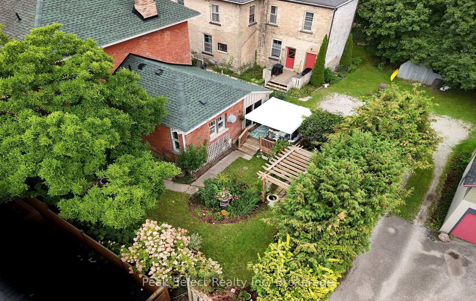 220 Elgin Street E • St. Marys, ON photo 44