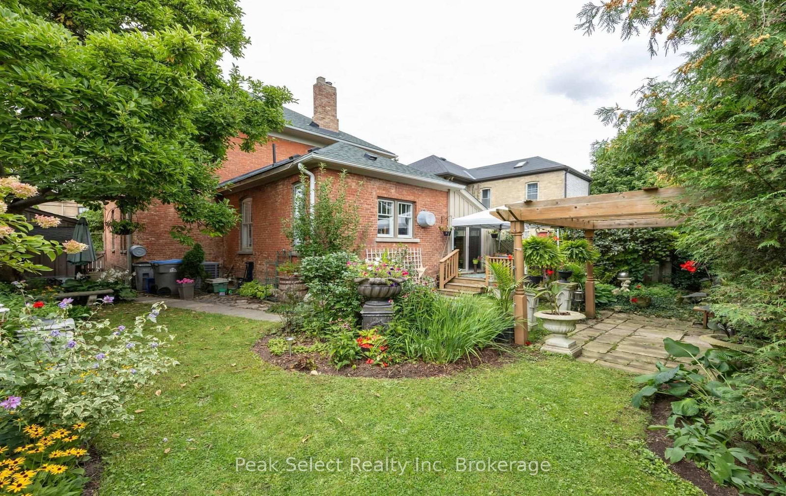 220 Elgin Street E • St. Marys, ON photo 45