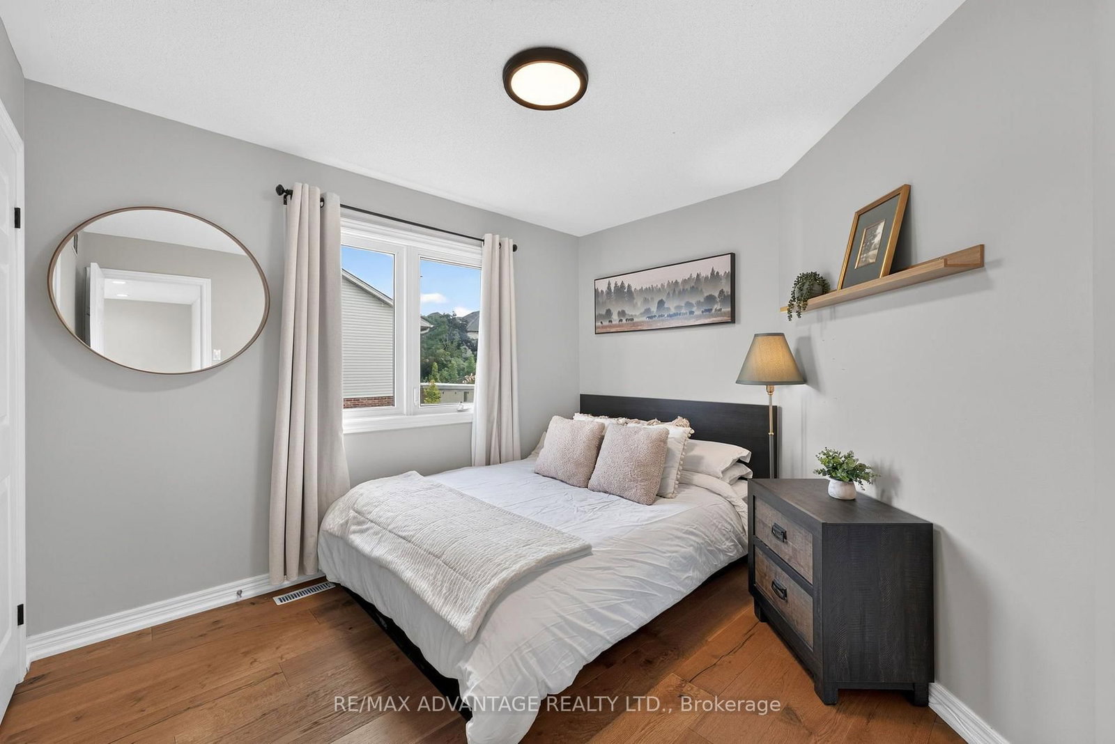 37 Calvert Lane • Middlesex Centre, ON photo 32