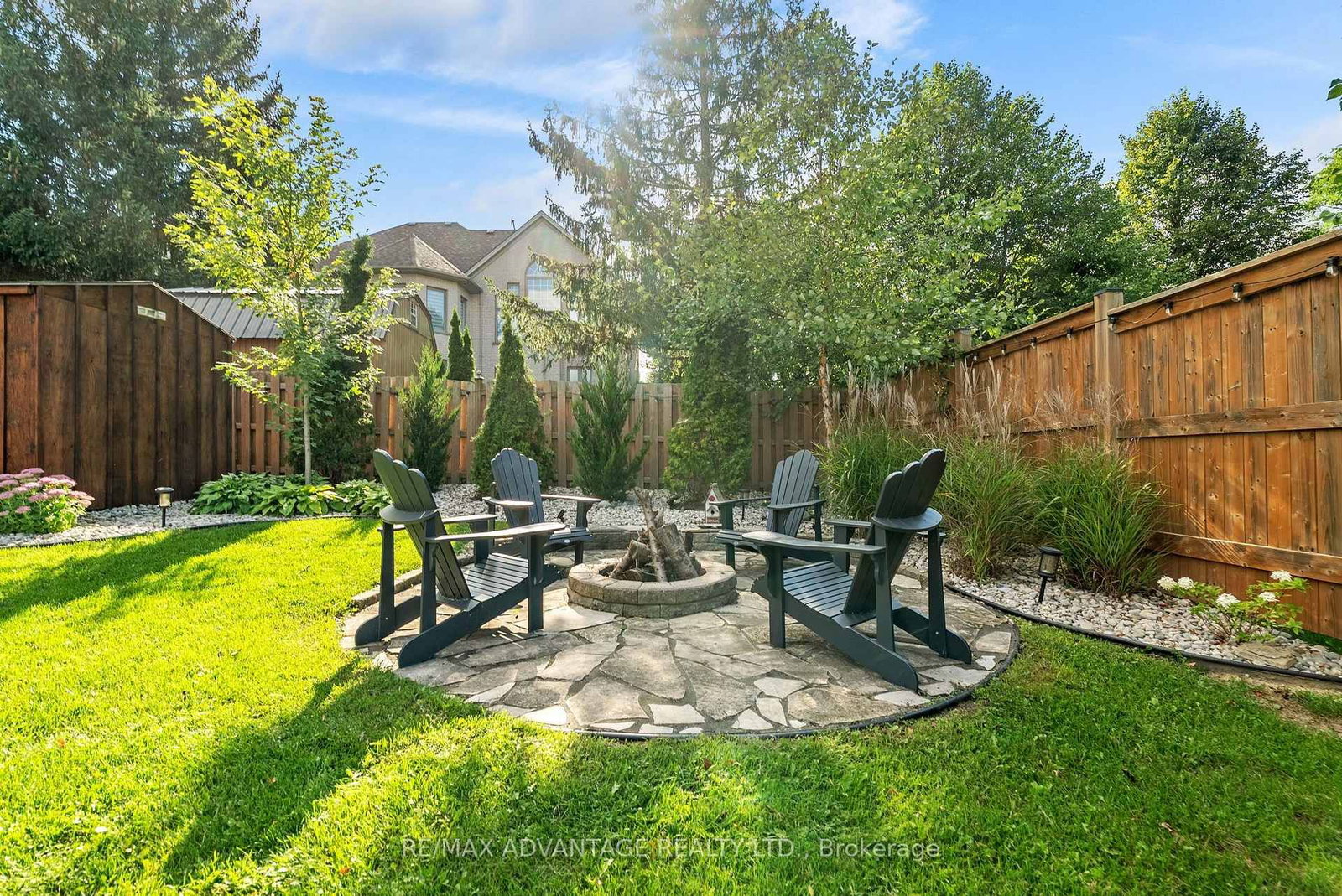 37 Calvert Lane • Middlesex Centre, ON photo 44