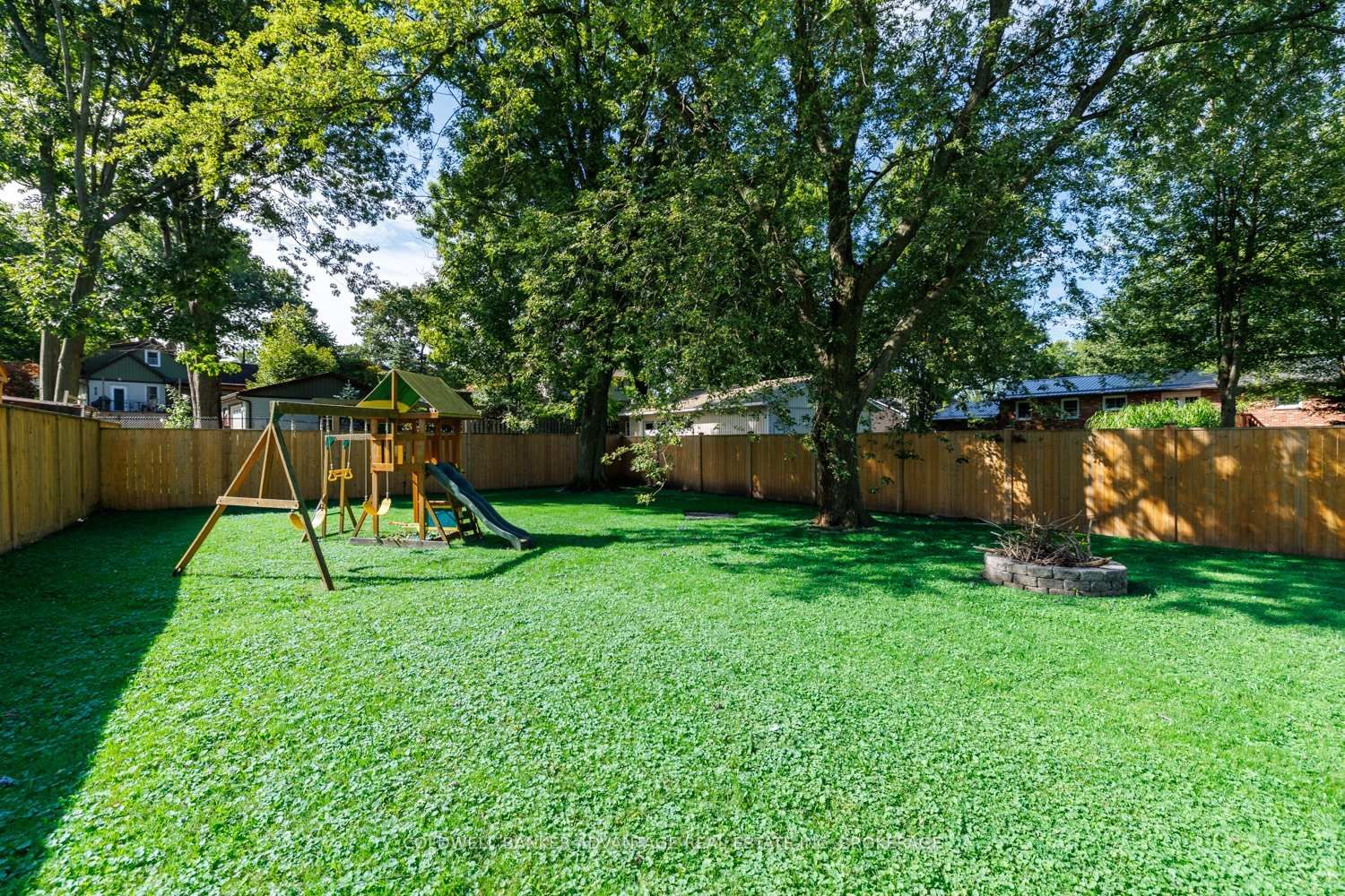 466 Sugarloaf Street • Port Colborne, ON photo 39