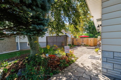 466 Sugarloaf Street • Port Colborne, ON photo 5