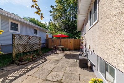 466 Sugarloaf Street • Port Colborne, ON photo 6