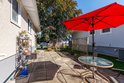 466 Sugarloaf Street • Port Colborne, ON photo 8