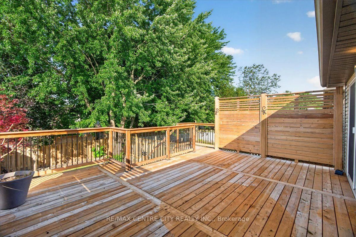 59 Bridle Path • Strathroy-Caradoc, ON photo 35