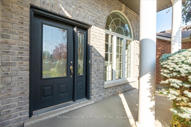 59 Bridle Path