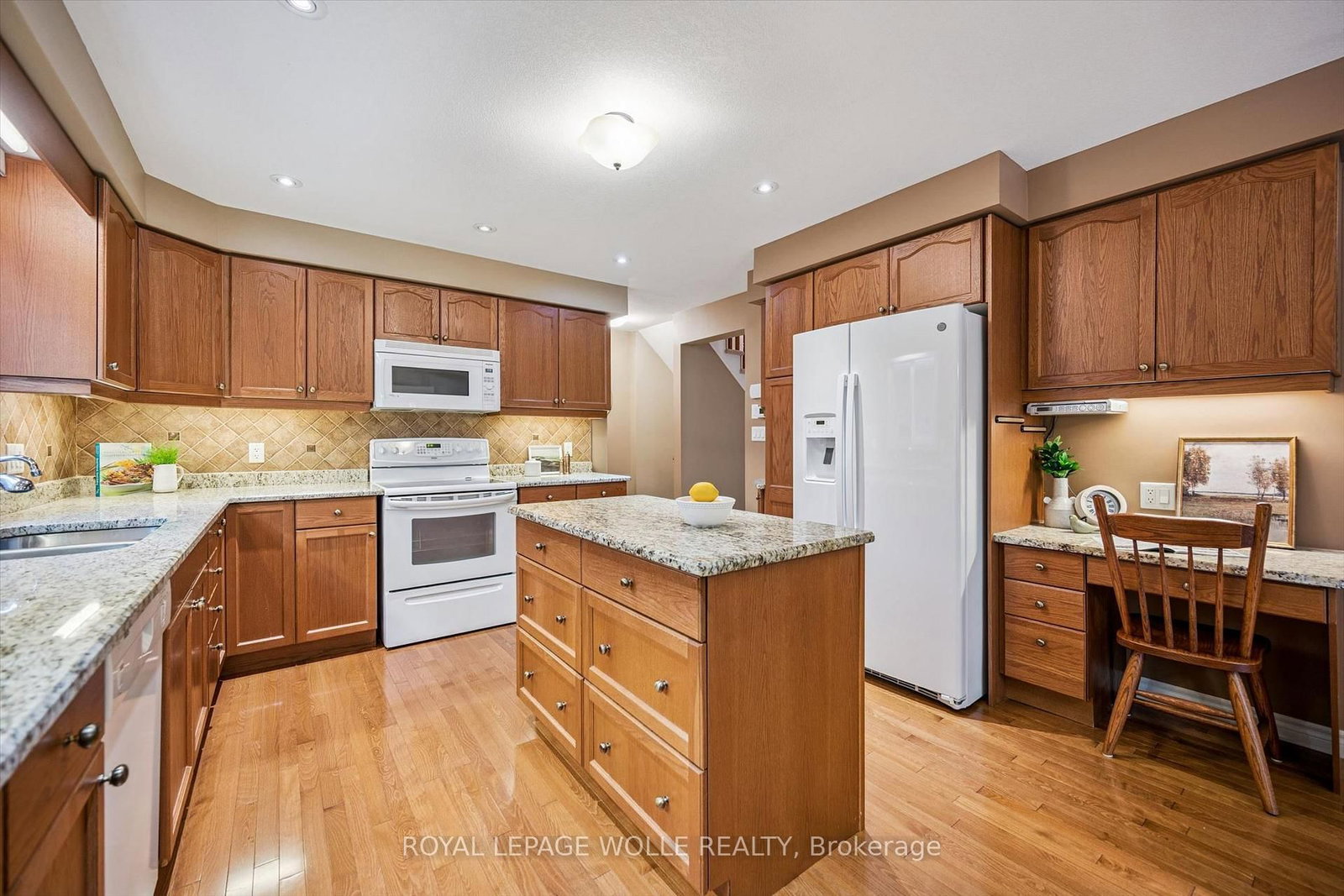 326 Tealby Crescent • Waterloo, ON photo 15