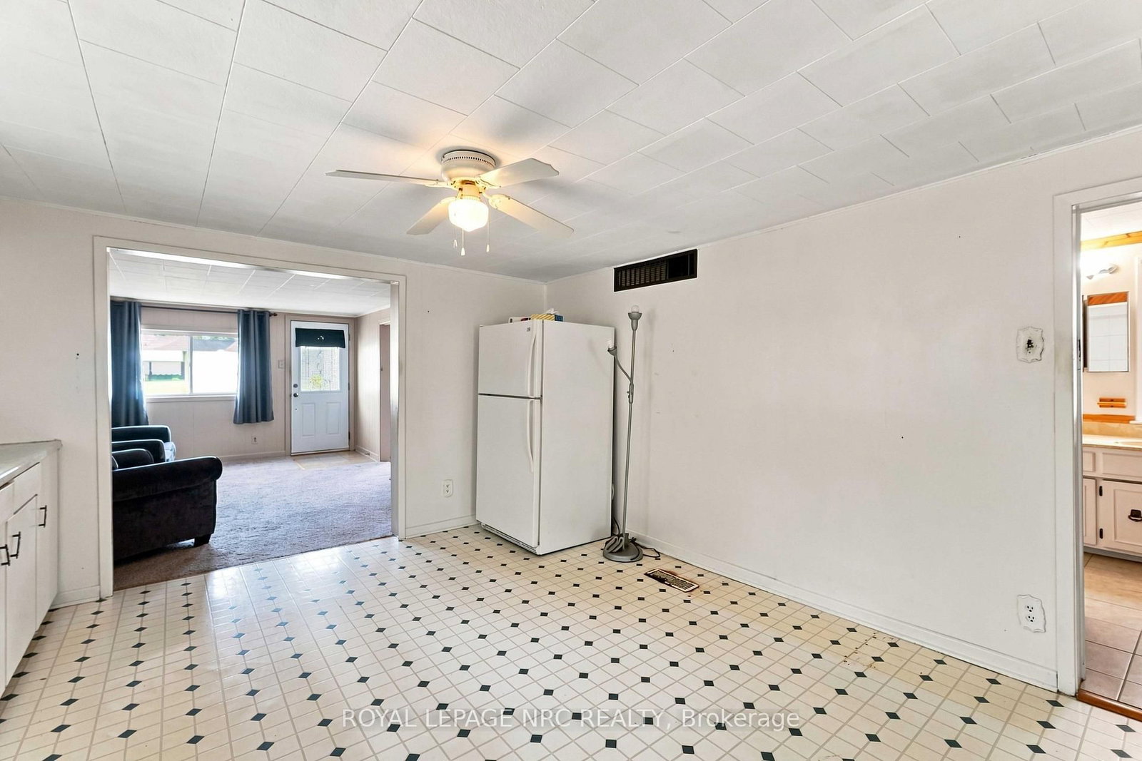 4610 Bridge Street • Niagara Falls, ON photo 14