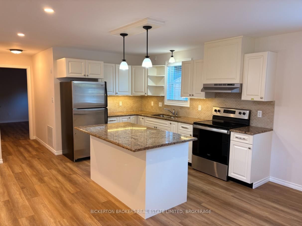5 Pine Ridge Village - HWY 32 Highway • Leeds and the Thousand Islands, ON photo 22