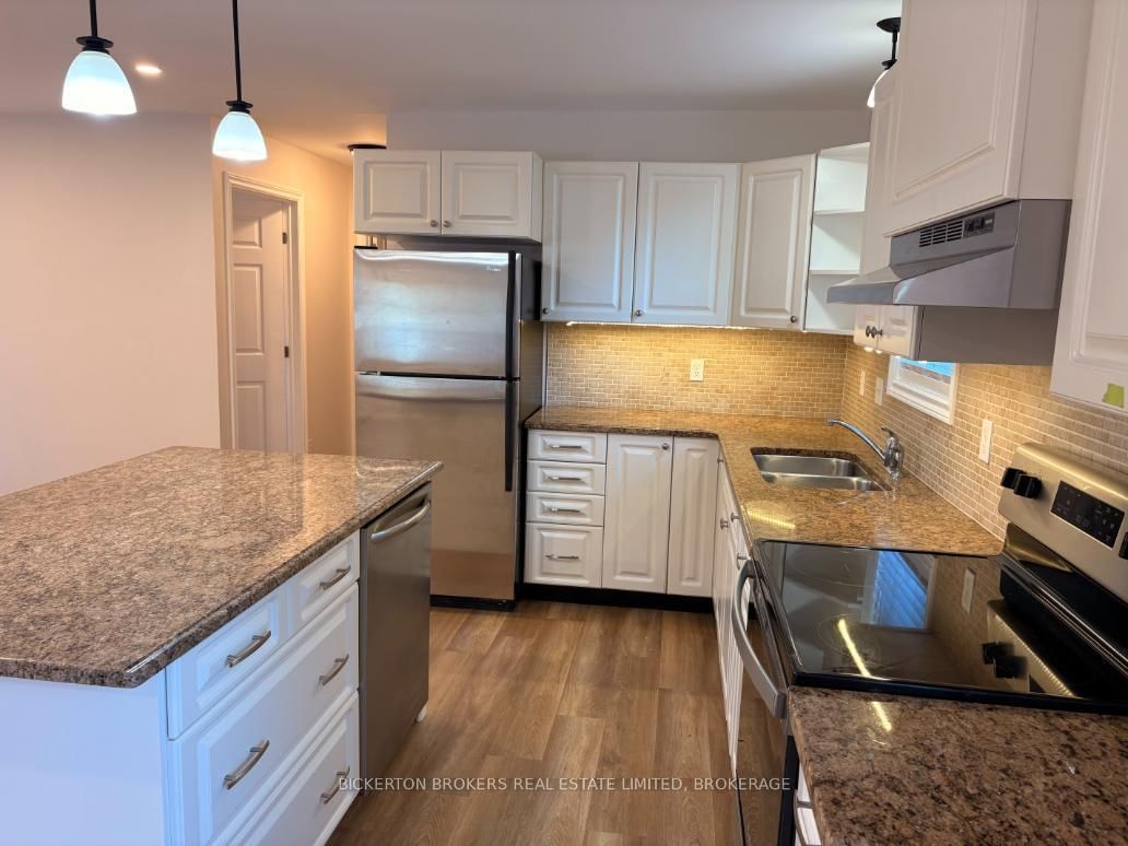 5 Pine Ridge Village - HWY 32 Highway • Leeds and the Thousand Islands, ON photo 6