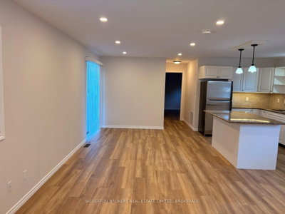5 Pine Ridge Village - HWY 32 Highway • Leeds and the Thousand Islands, ON photo 8