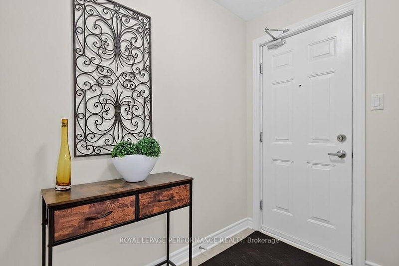 5 - 510 Stonefield Private